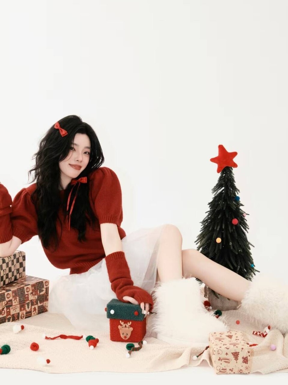 Cute Red Christmas Sweater Pho - огляд і ціна Ethnic Fashion Wear